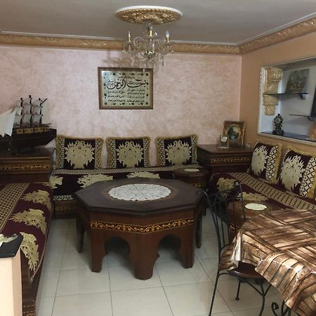 شقة توجد وسط مدينة طنجة و تتوفر على كامل التجهيزات الضرورية خاصةبالعائلات Zewnętrze zdjęcie